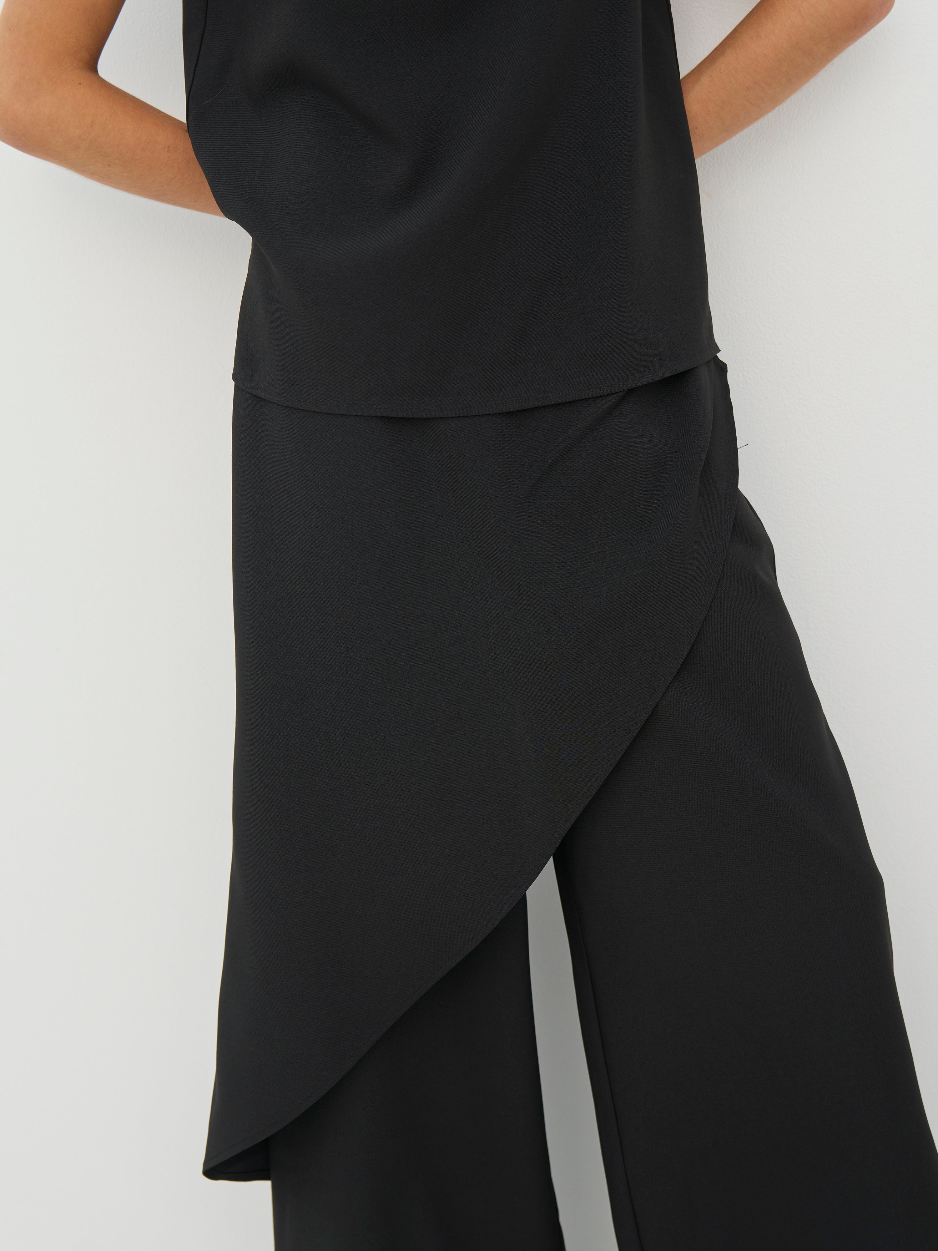 Zoyri | Urban Trousers