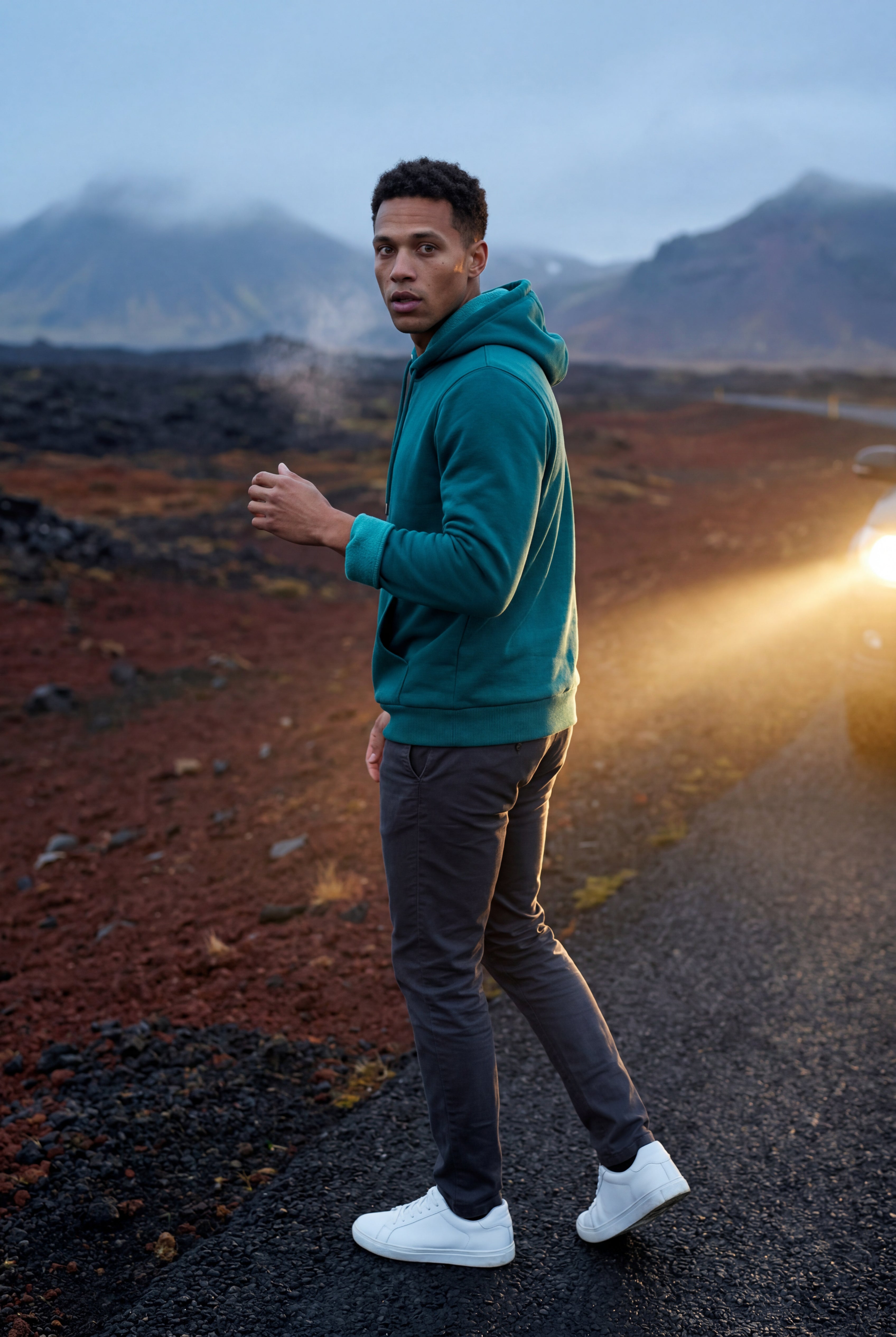 Zoyri | Modern Hoodie