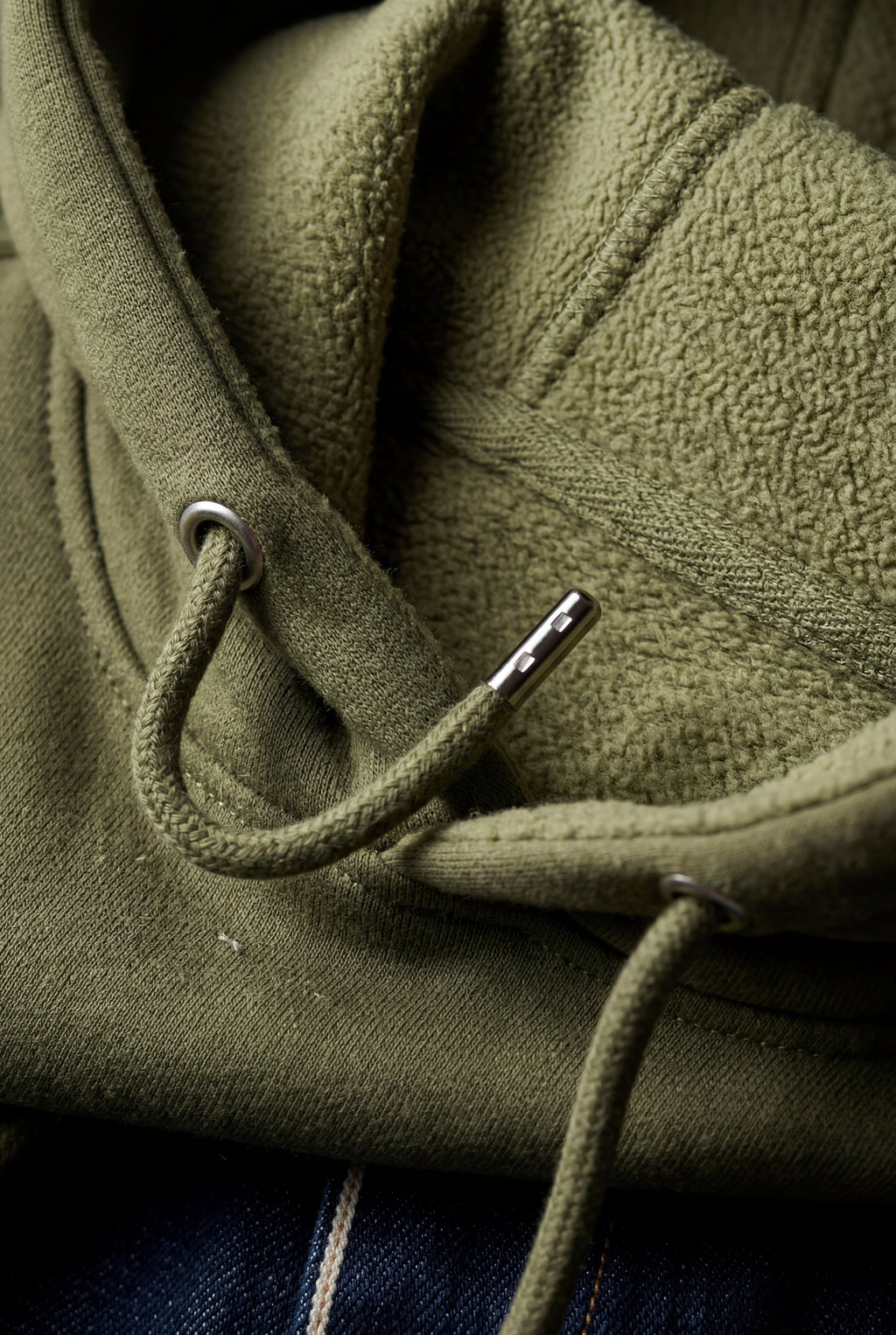 Zoyri | Modern Hoodie