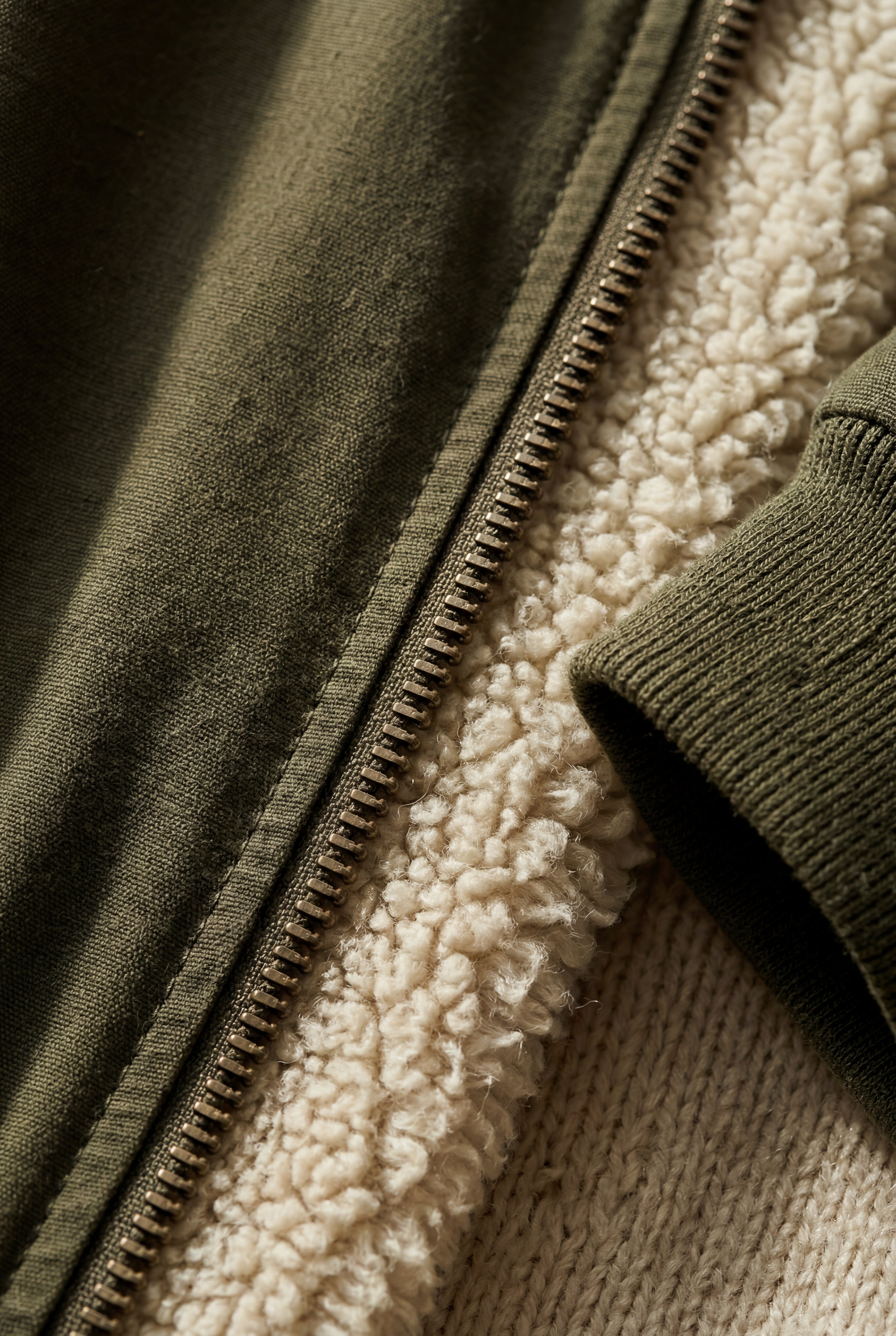 Zoyri | Essential Bomber Jacket