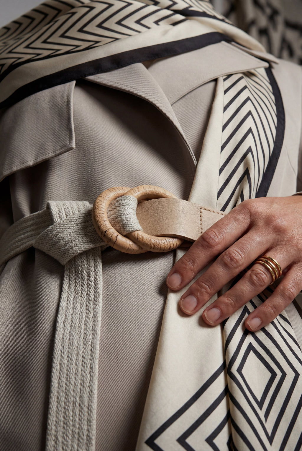 Zoyri | Scarf Trench Coat