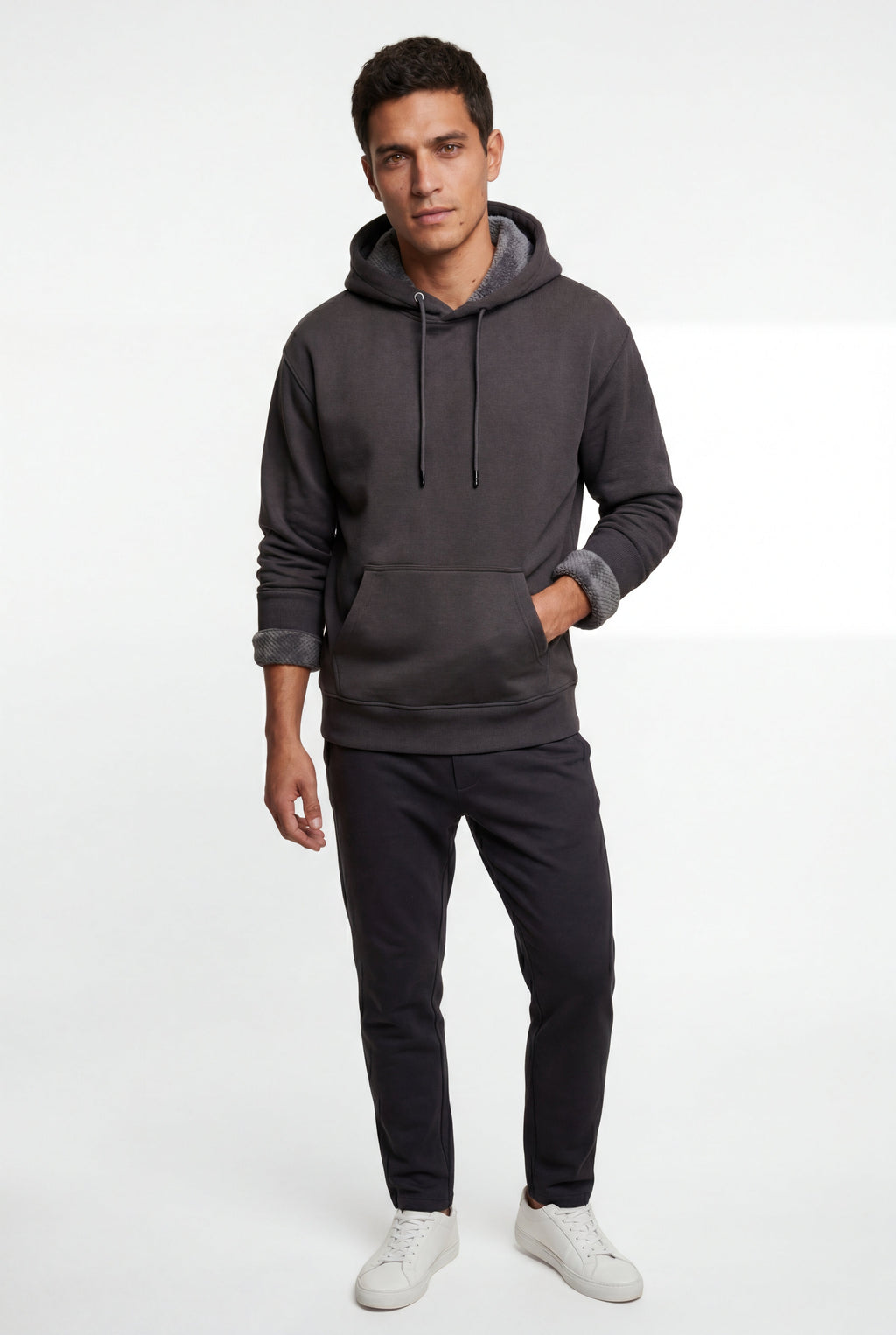 Zoyri | Modern Hoodie