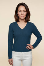 Zoyri | Essential V-Neck Sweater