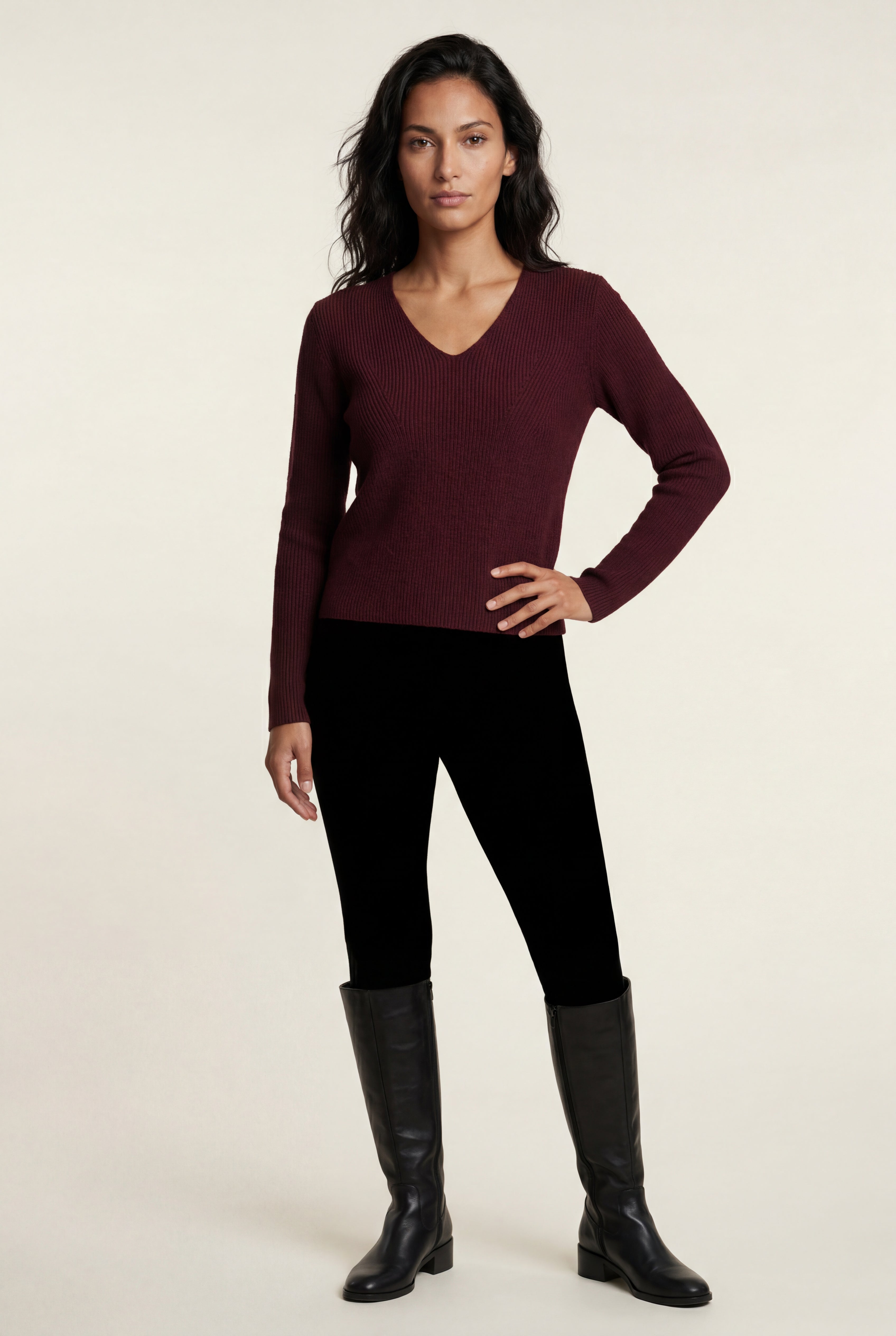 Zoyri | Essential V-Neck Sweater