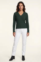 Zoyri | Essential V-Neck Sweater