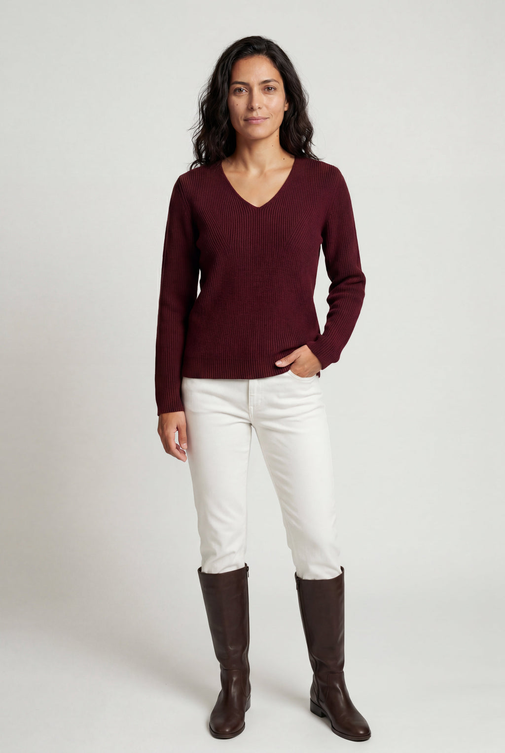 Zoyri | Essential V-Neck Sweater
