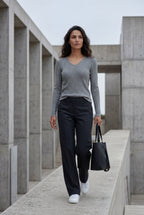 Zoyri | Essential V-Neck Sweater