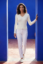 Zoyri | Essential V-Neck Sweater