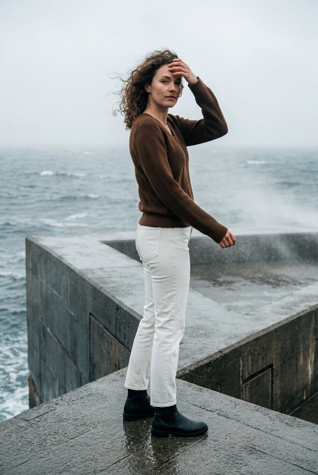 Zoyri | Essential V-Neck Sweater