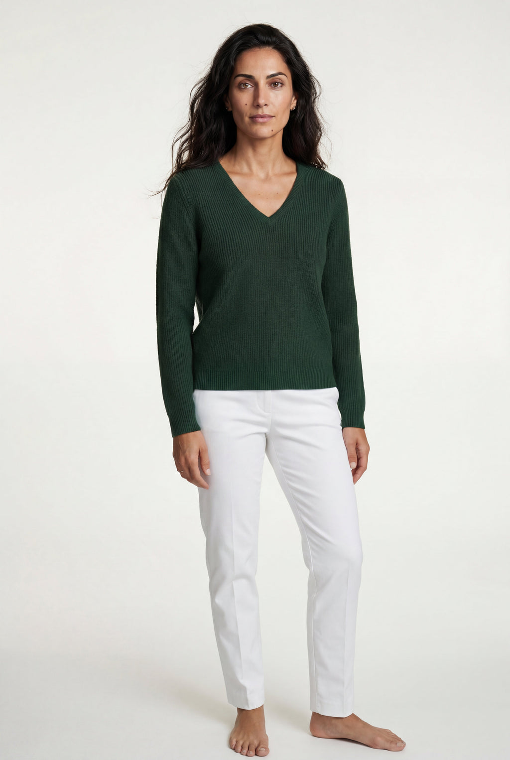 Zoyri | Essential V-Neck Sweater