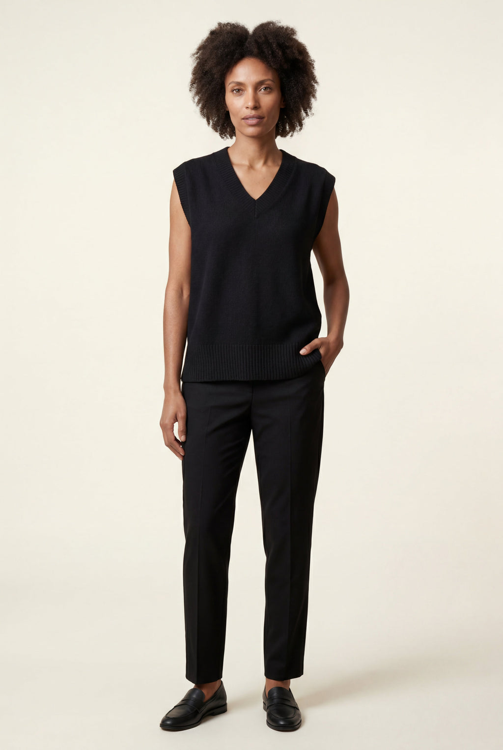 Zoyri | Minimal V-Neck Vest