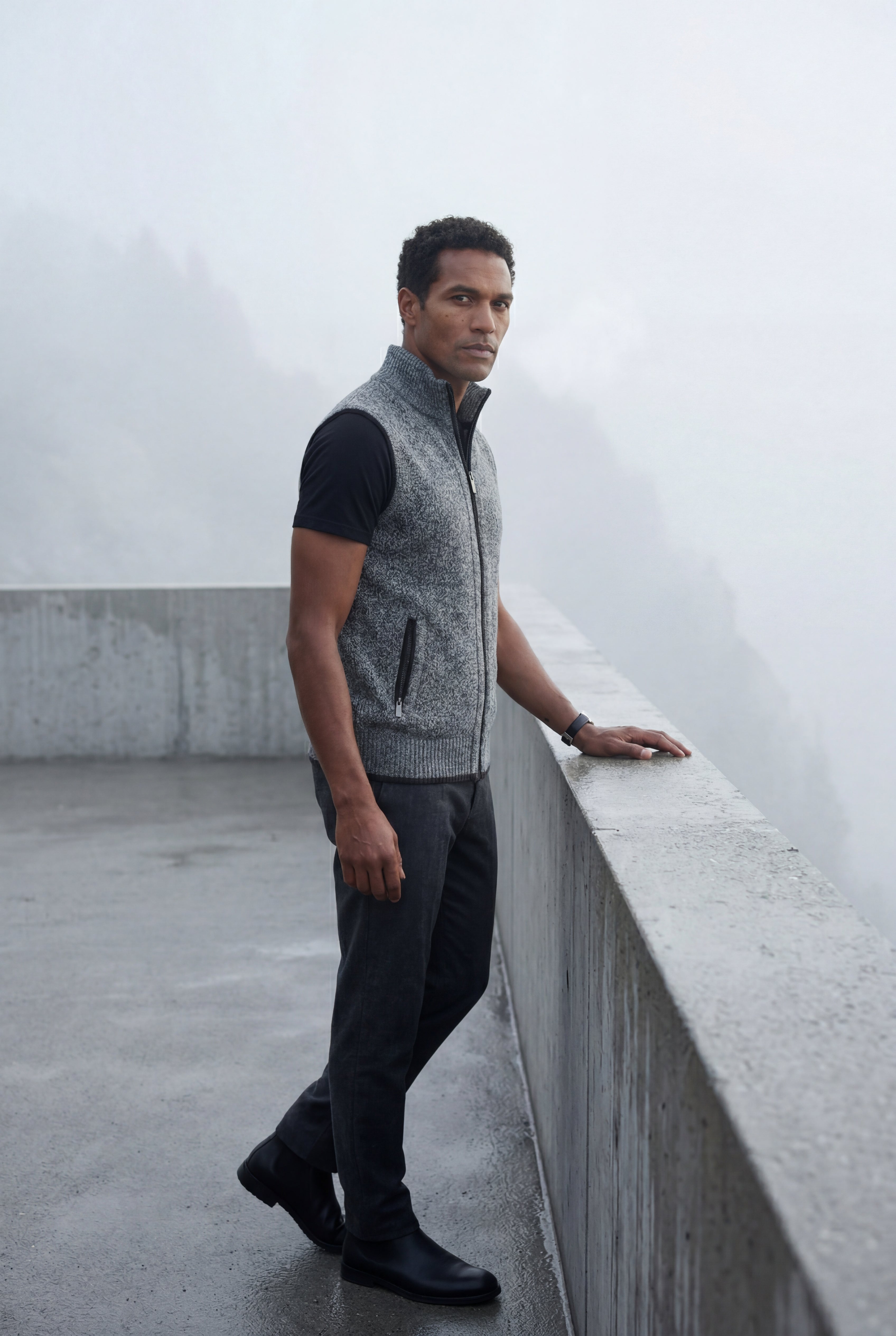 Zoyri | Essential Zip Knit Vest