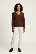 Zoyri | Essential V-Neck Sweater