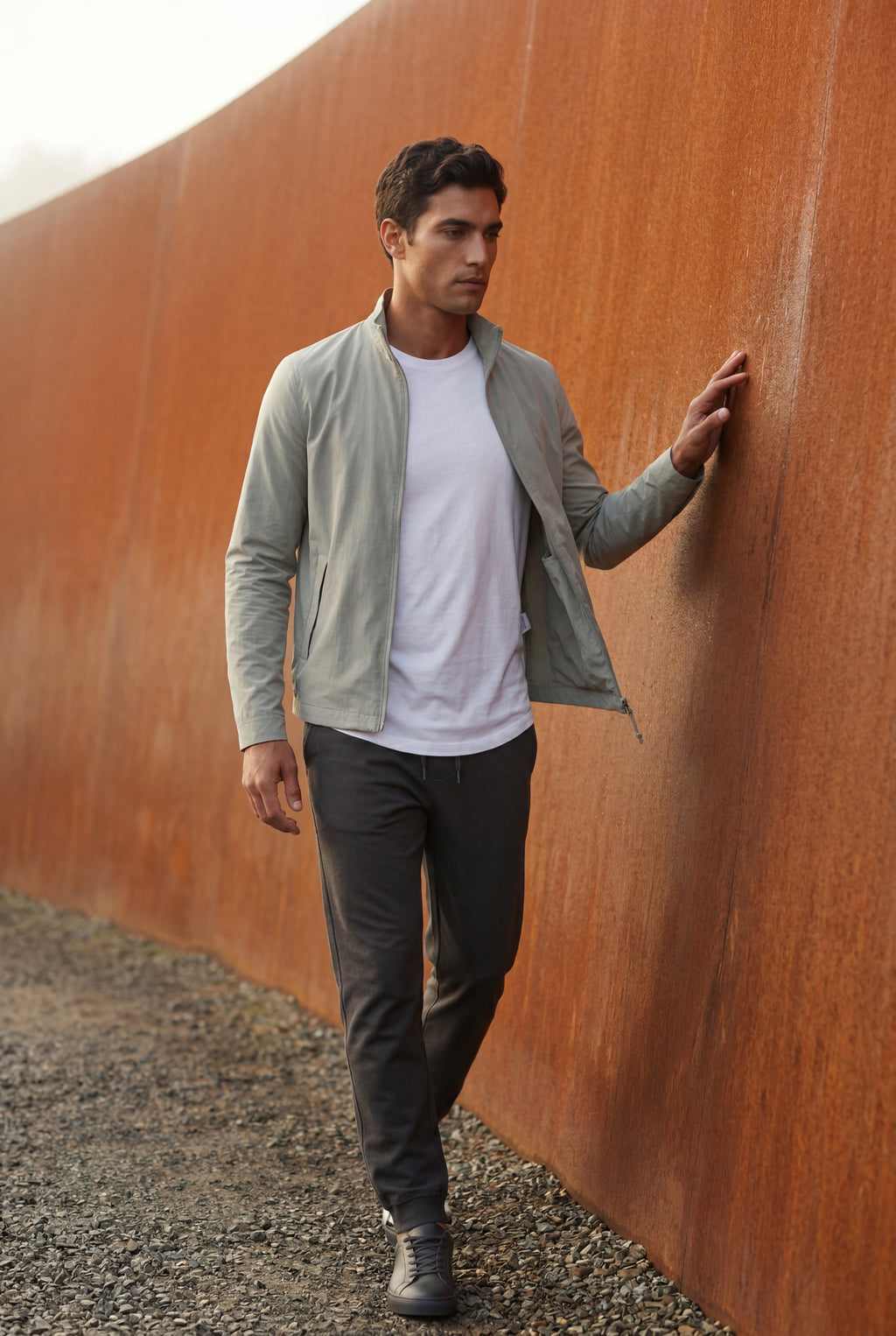 Zoyri | Essential Zip Jacket