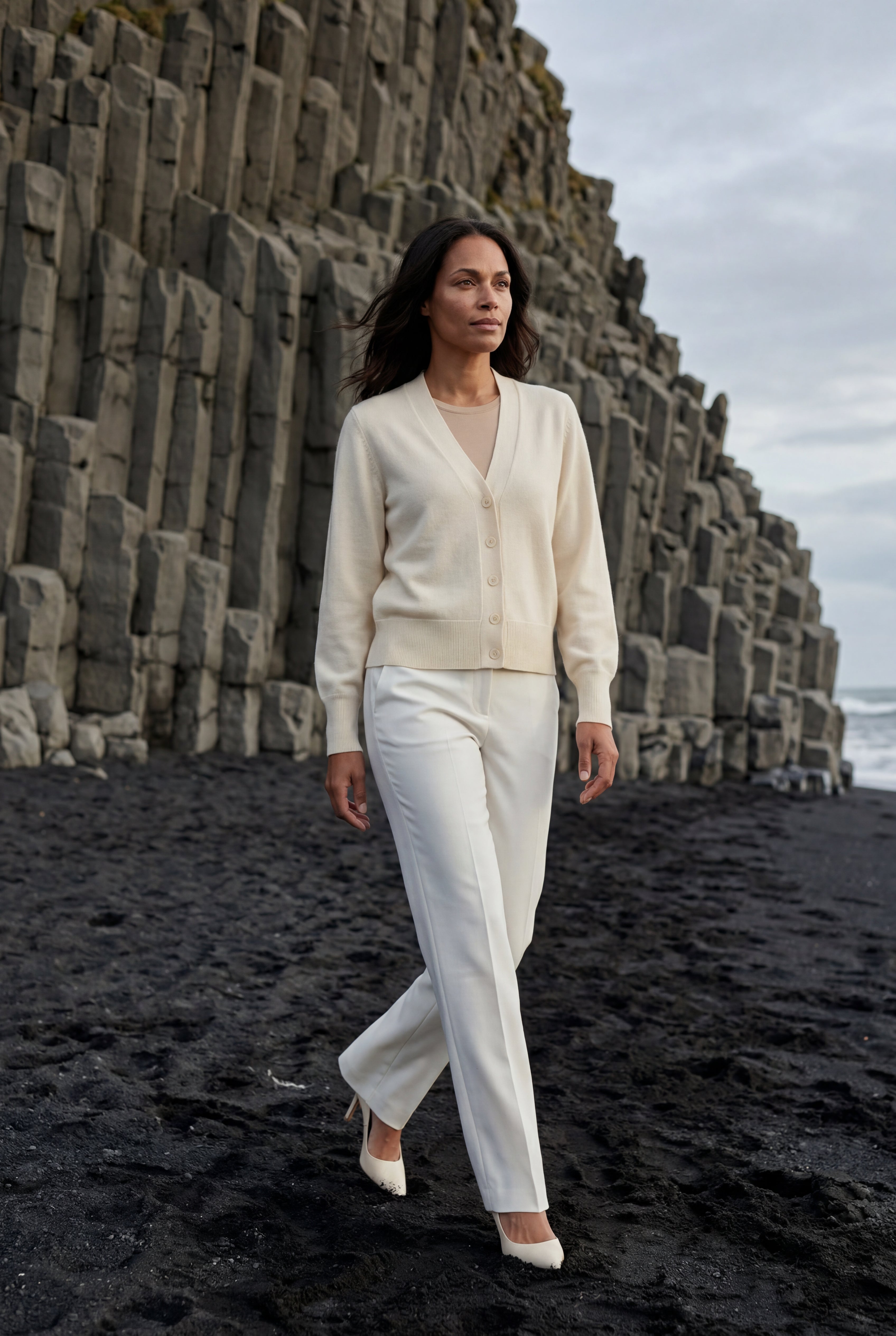 Zoyri | V-Neck Cardigan