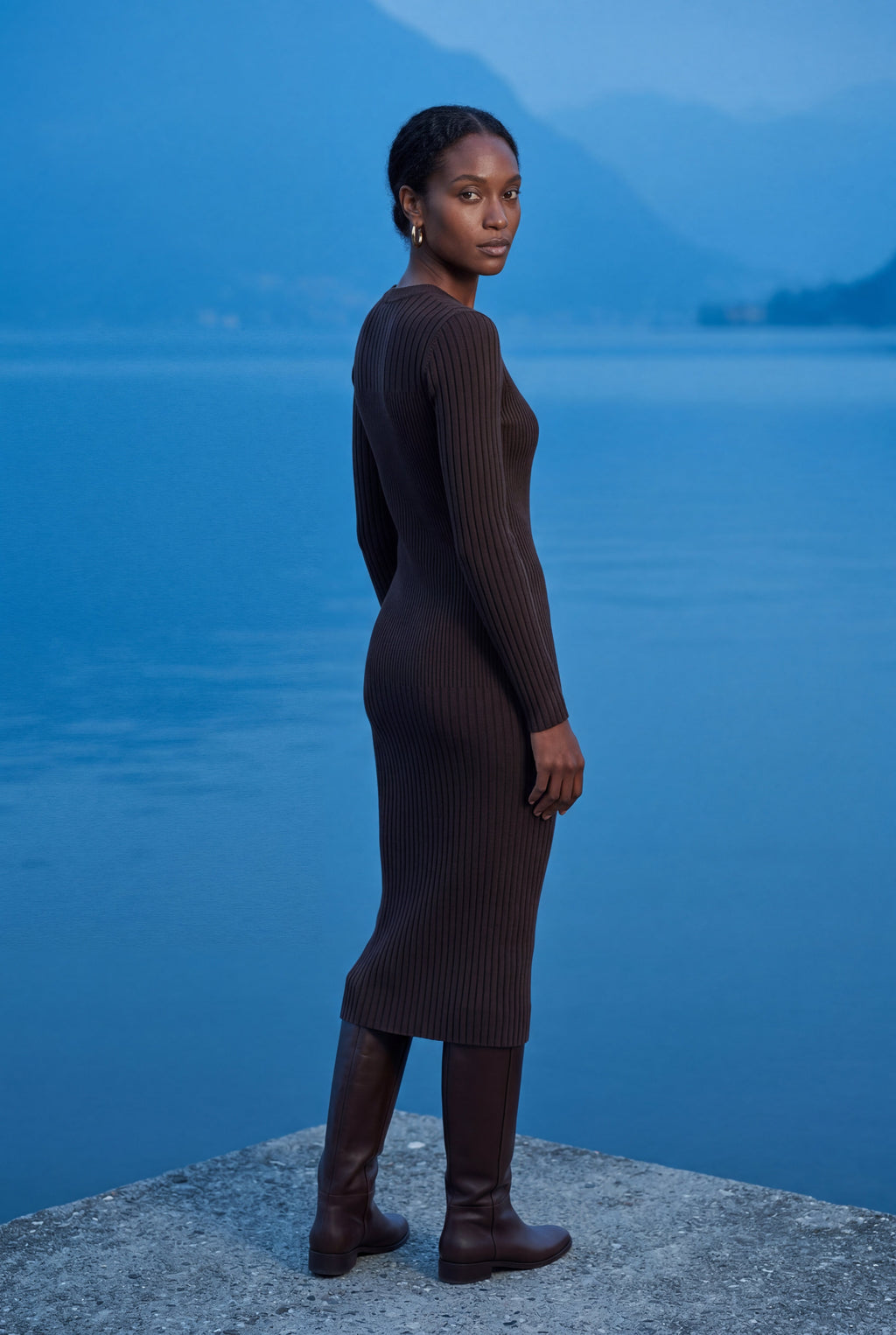 Zoyri | Ribbed Bodycon Midi Dress