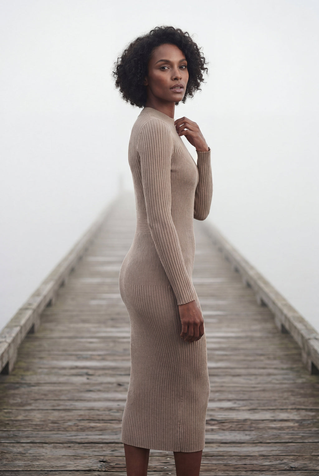 Zoyri | Ribbed Bodycon Midi Dress
