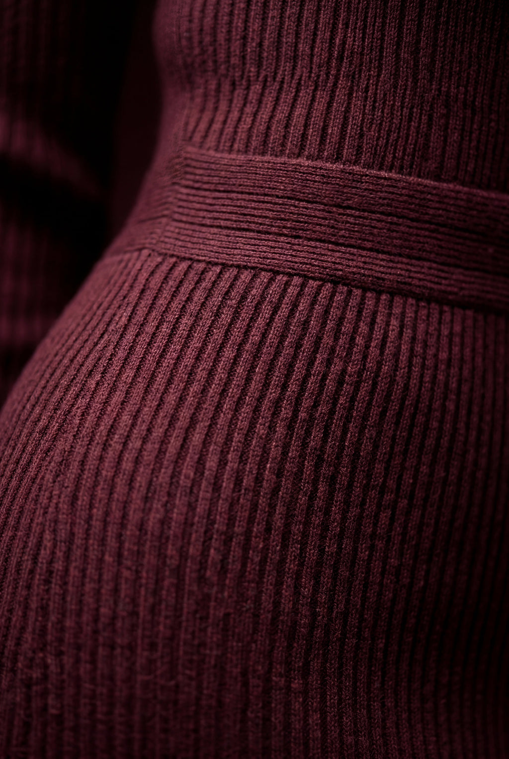 Zoyri | Ribbed Bodycon Midi Dress
