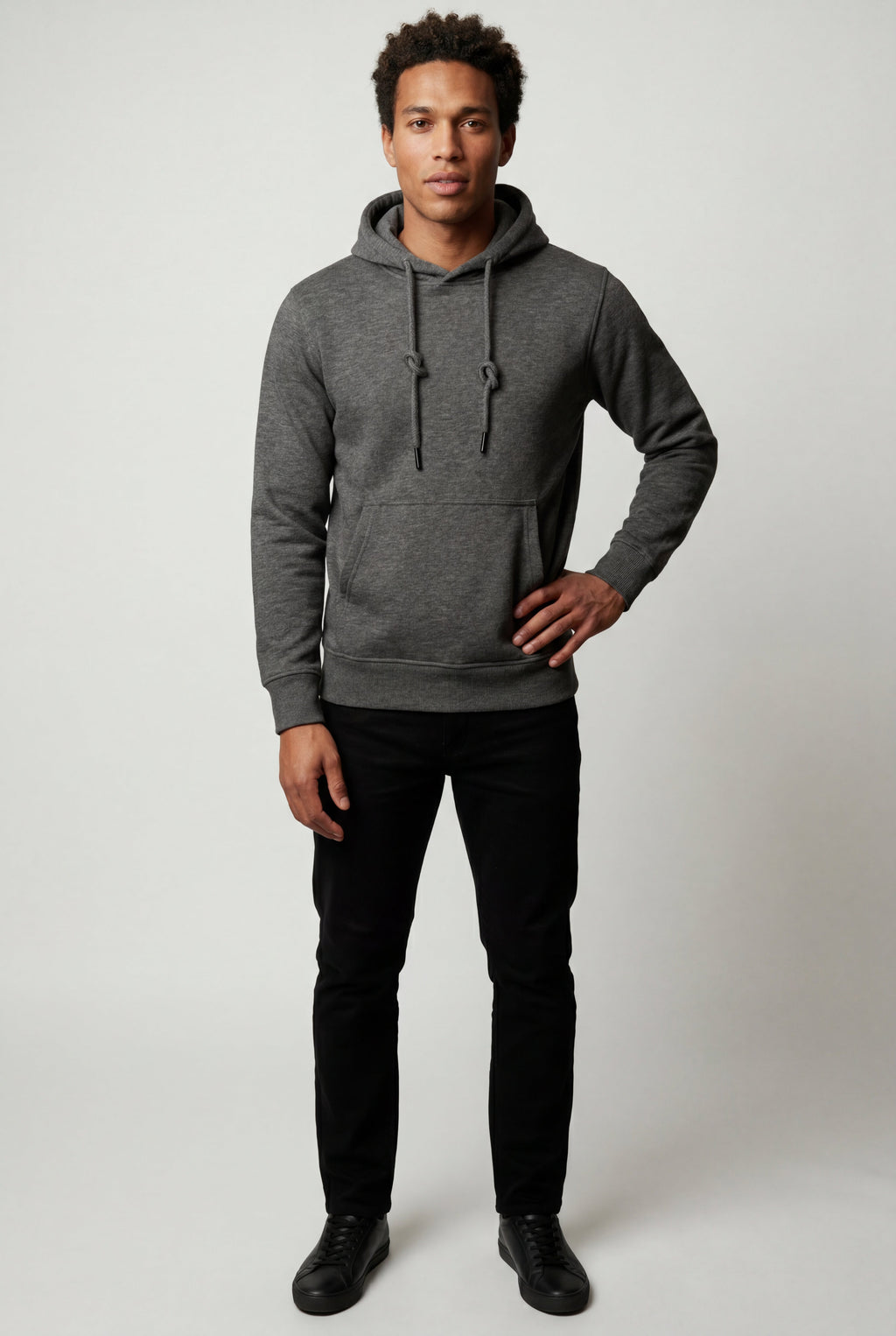 Zoyri | Core Hoodie