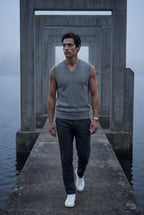 Zoyri | Essential V-Neck Vest