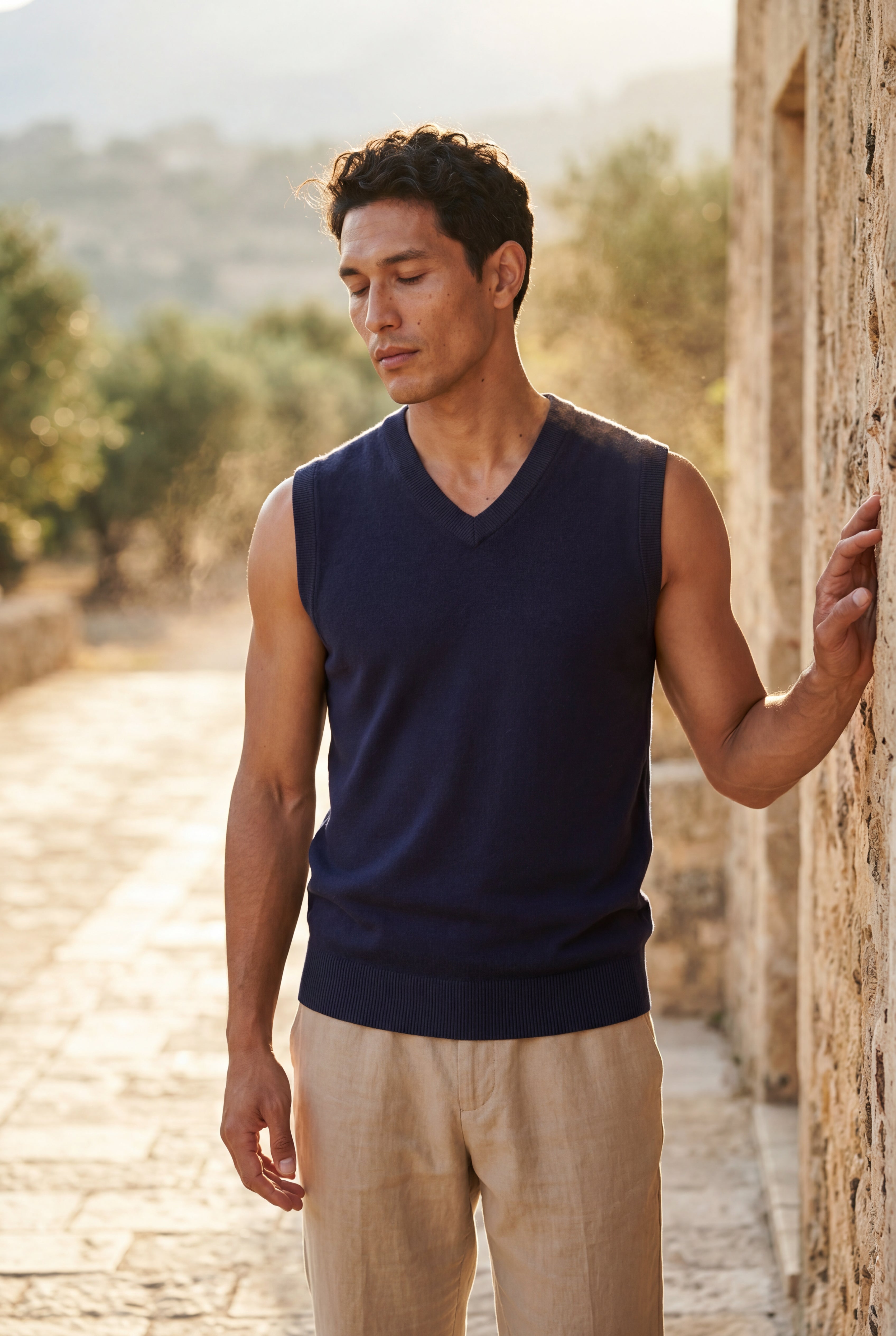 Zoyri | Essential V-Neck Vest