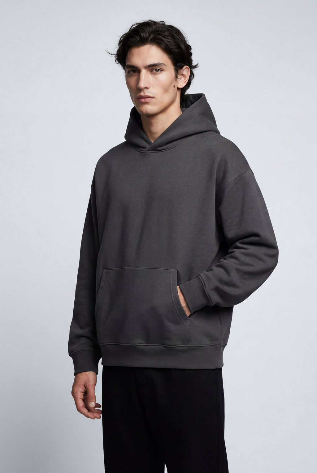 Zoyri | Essential Hoodie