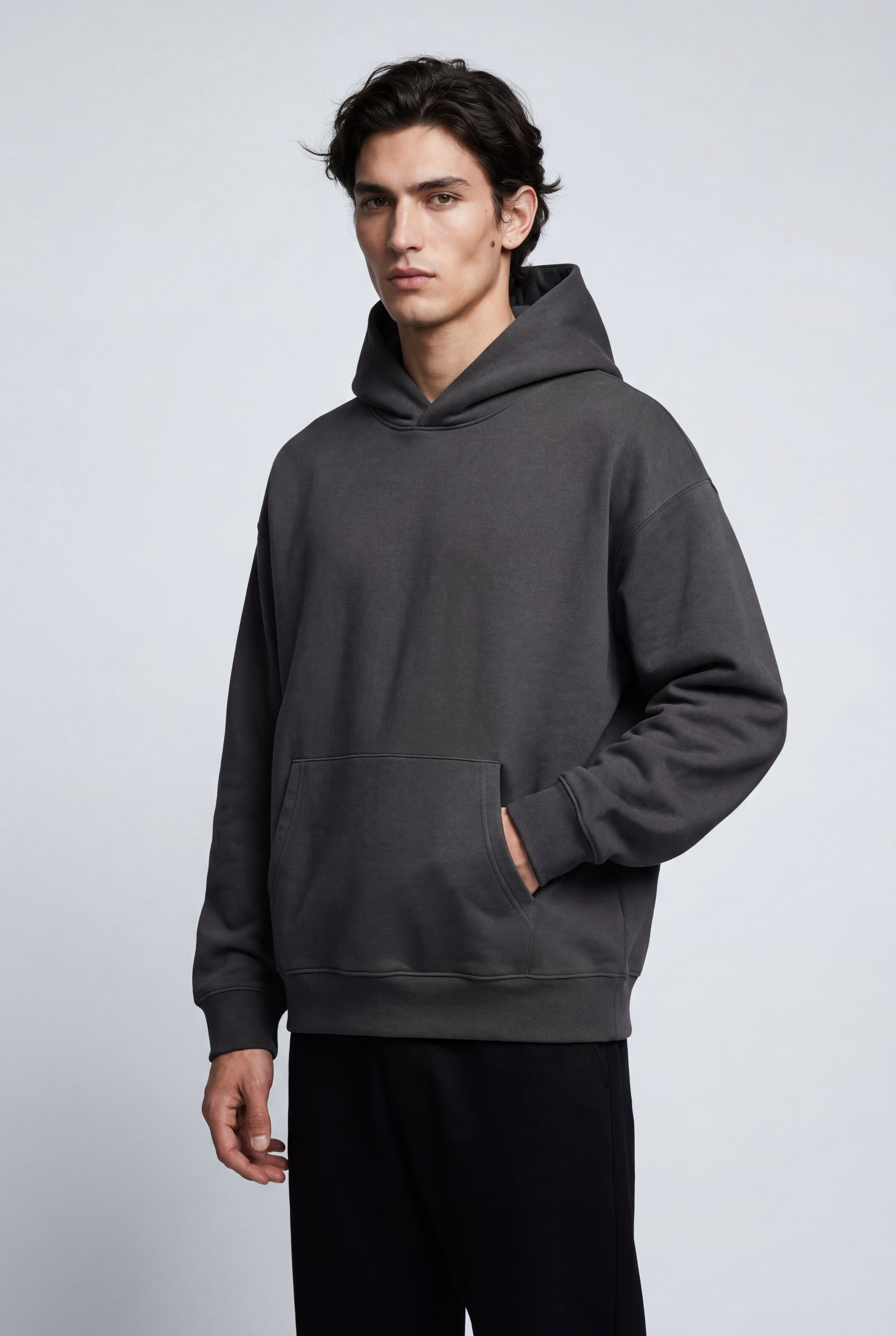 Zoyri | Essential Hoodie