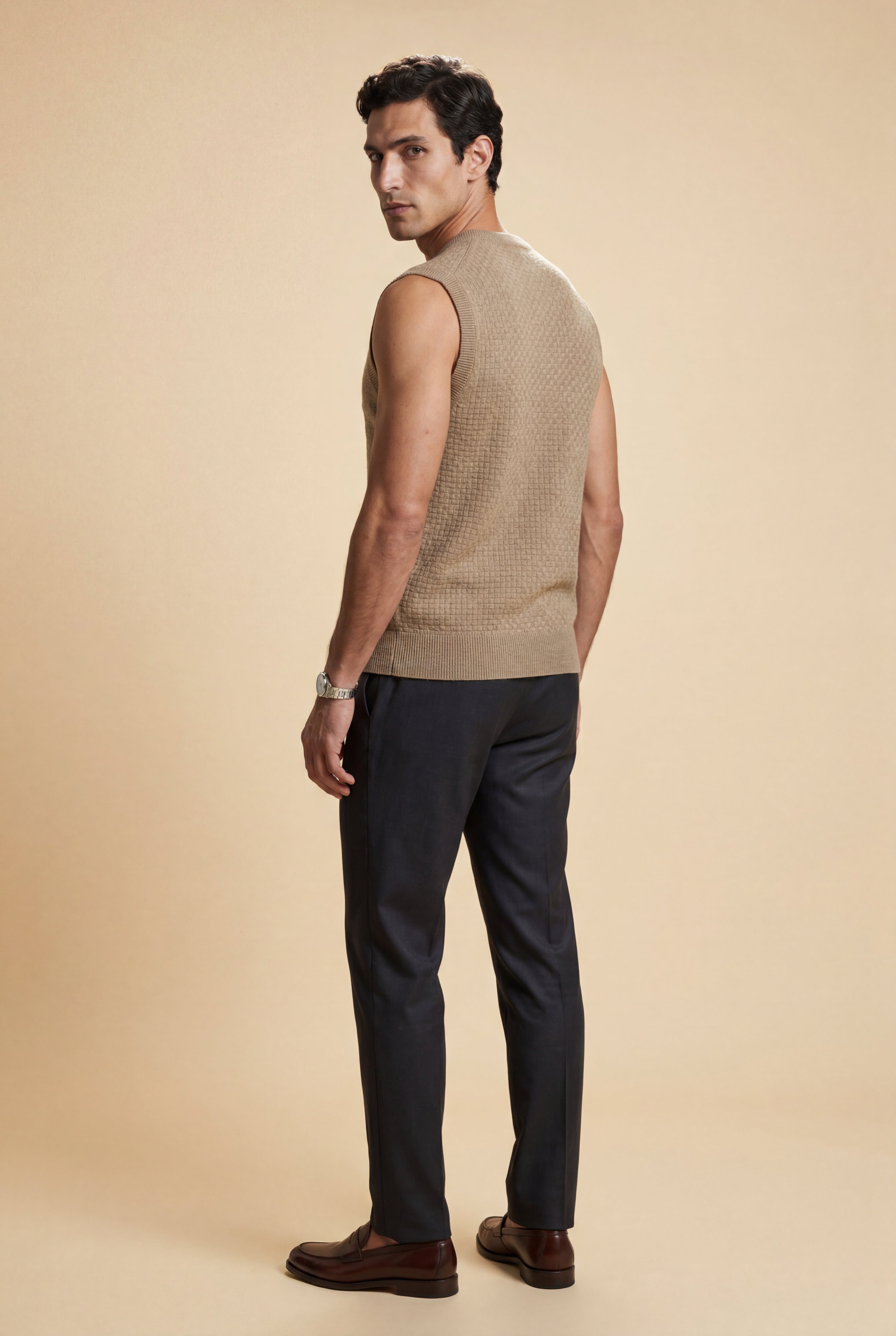 Zoyri | Refined V-Neck Vest