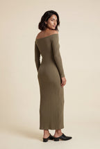 Zoyri | Off-Shoulder Ribbed Maxi Dress