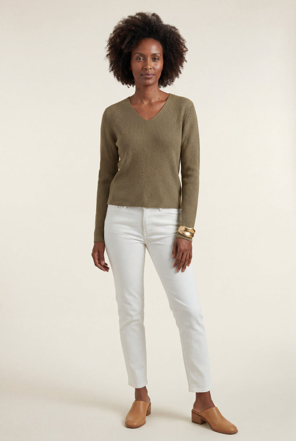 Zoyri | Essential V-Neck Sweater