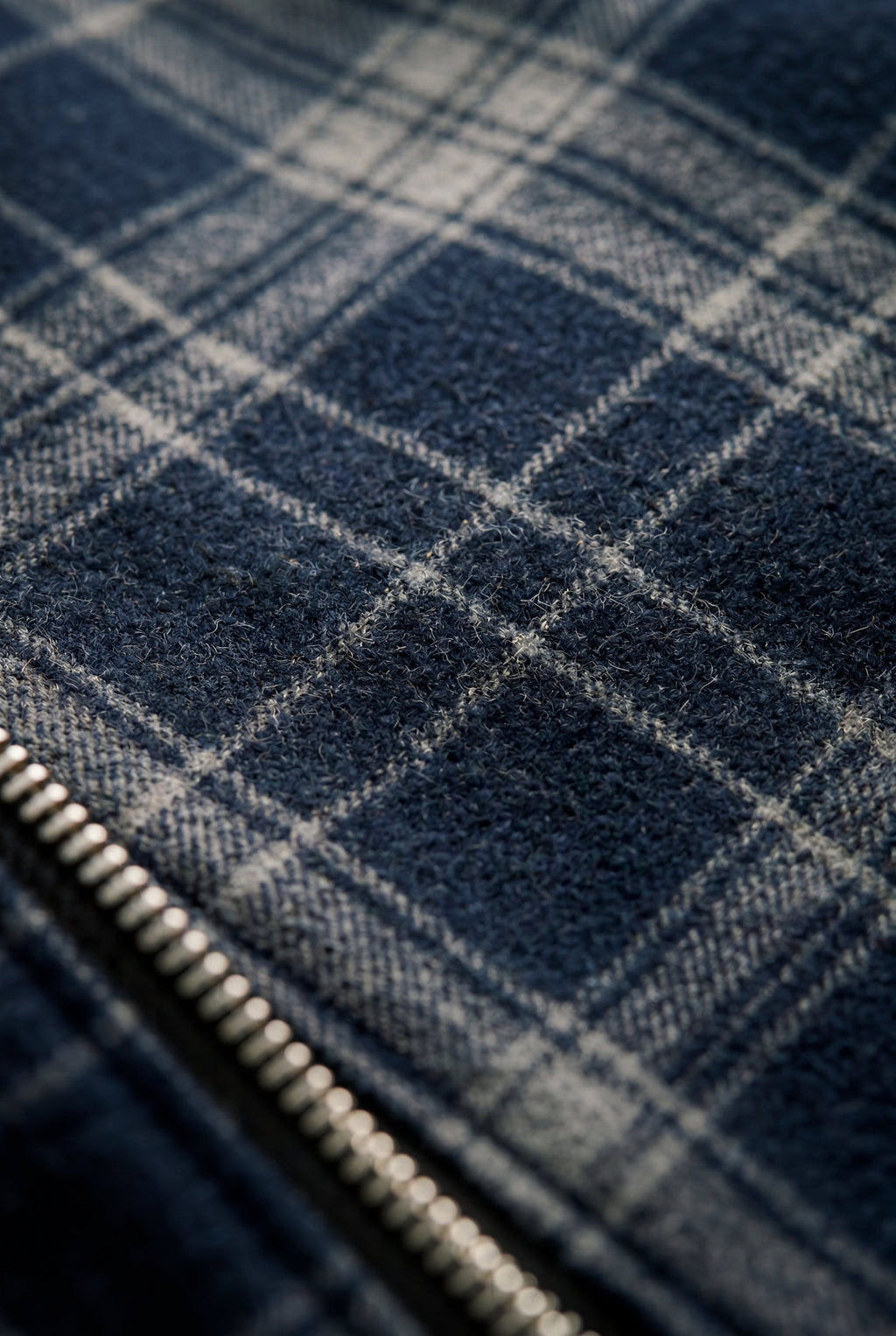 Zoyri | Classic Check Bomber