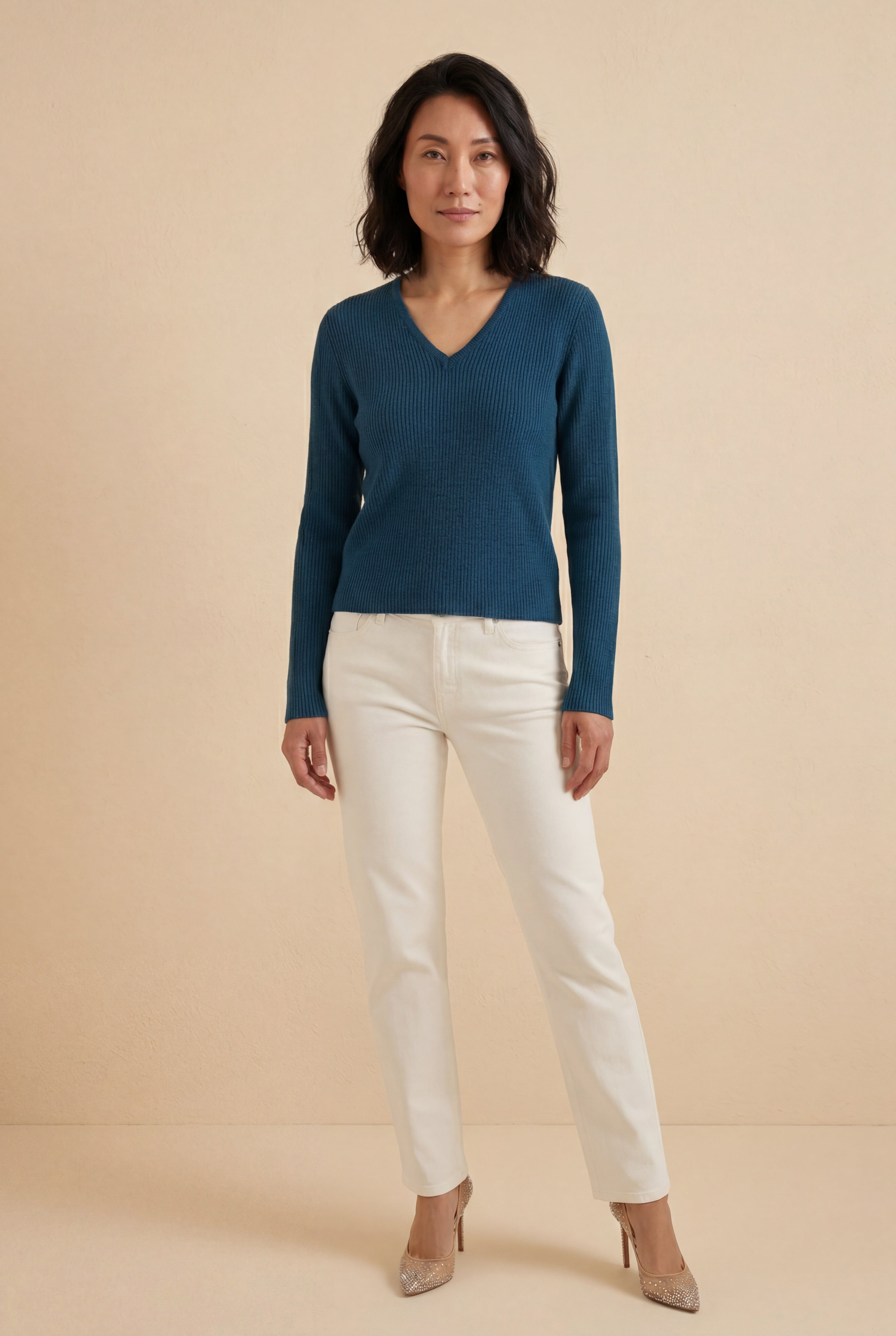 Zoyri | Essential V-Neck Sweater